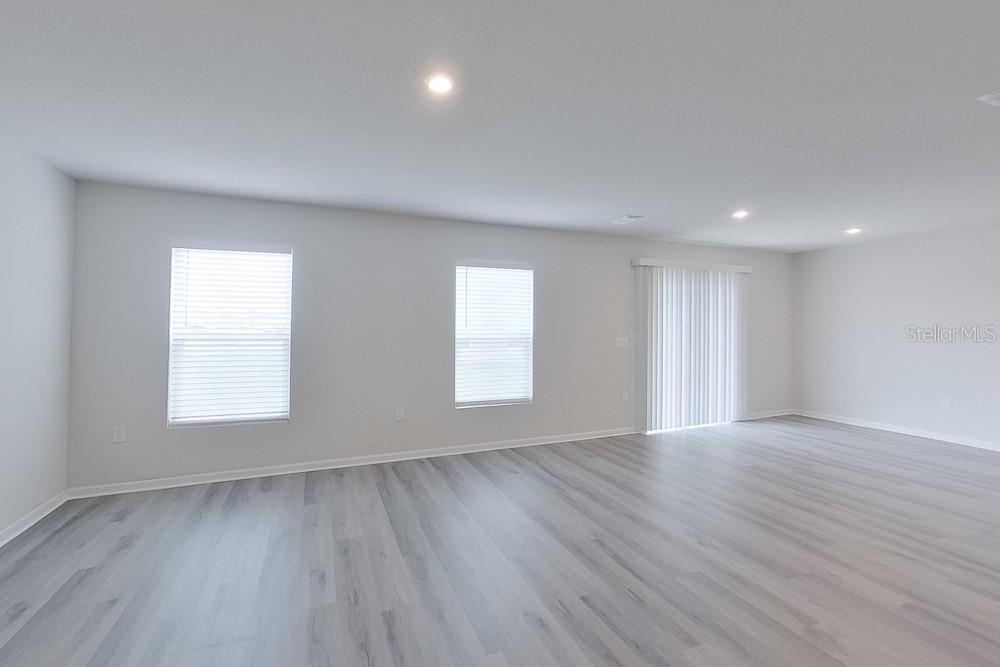 Image 2 of 19 For 1701 Minnesota Road