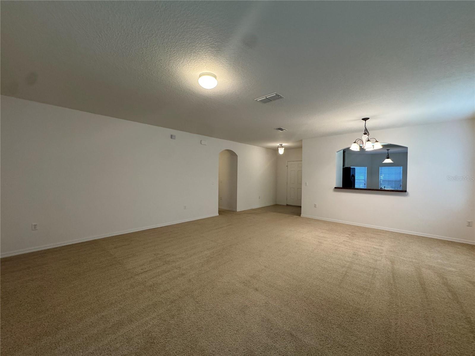 Image 3 of 13 For 10114 Lenox Street