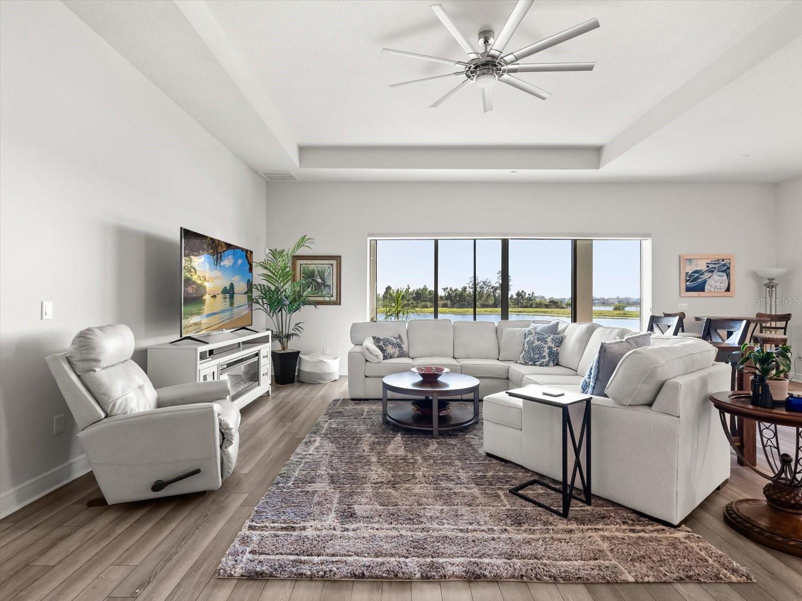 Image 16 of 51 For 13957 Destin Beach Lane