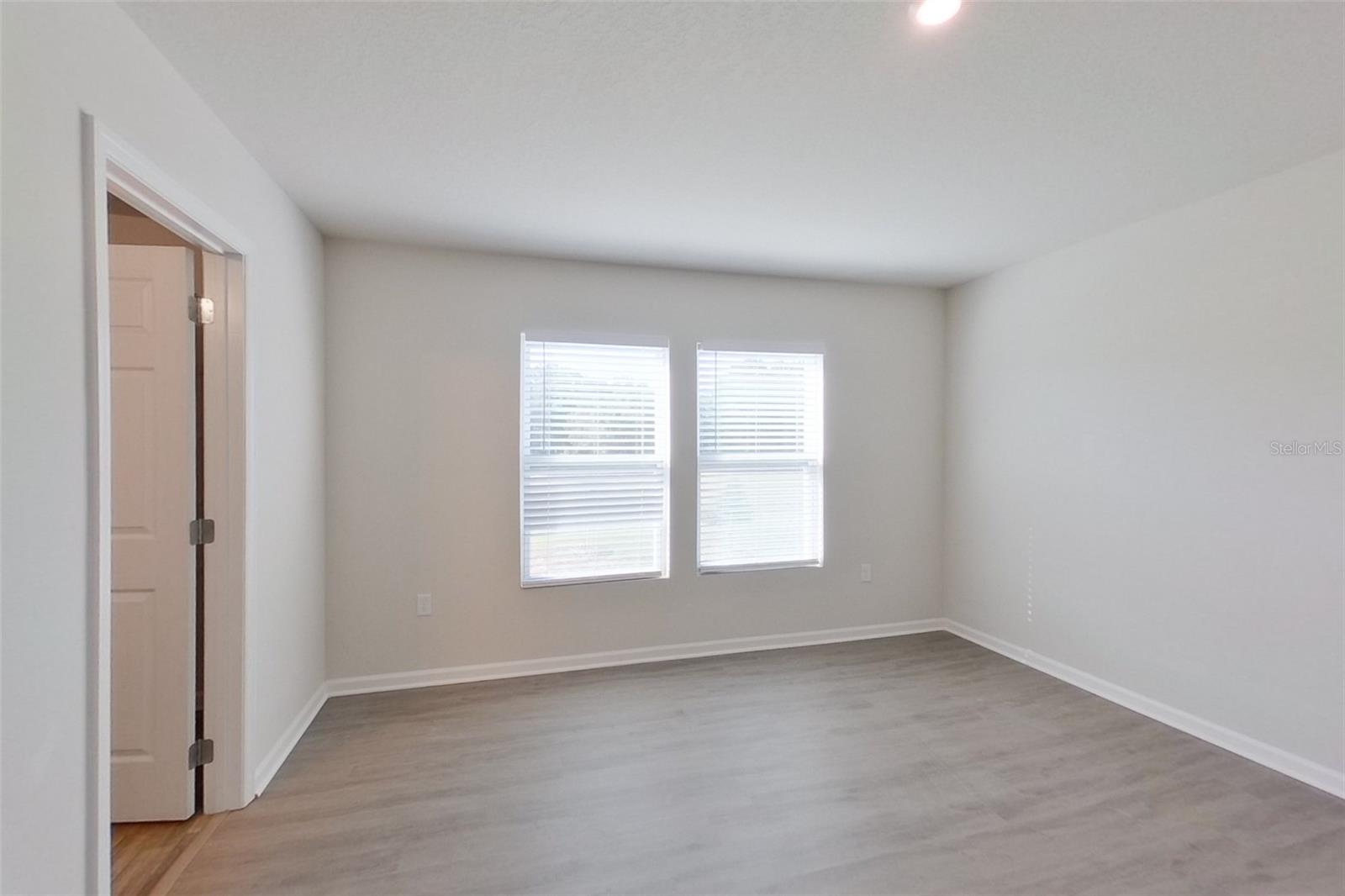 Image 14 of 18 For 1730 Nebraska Loop