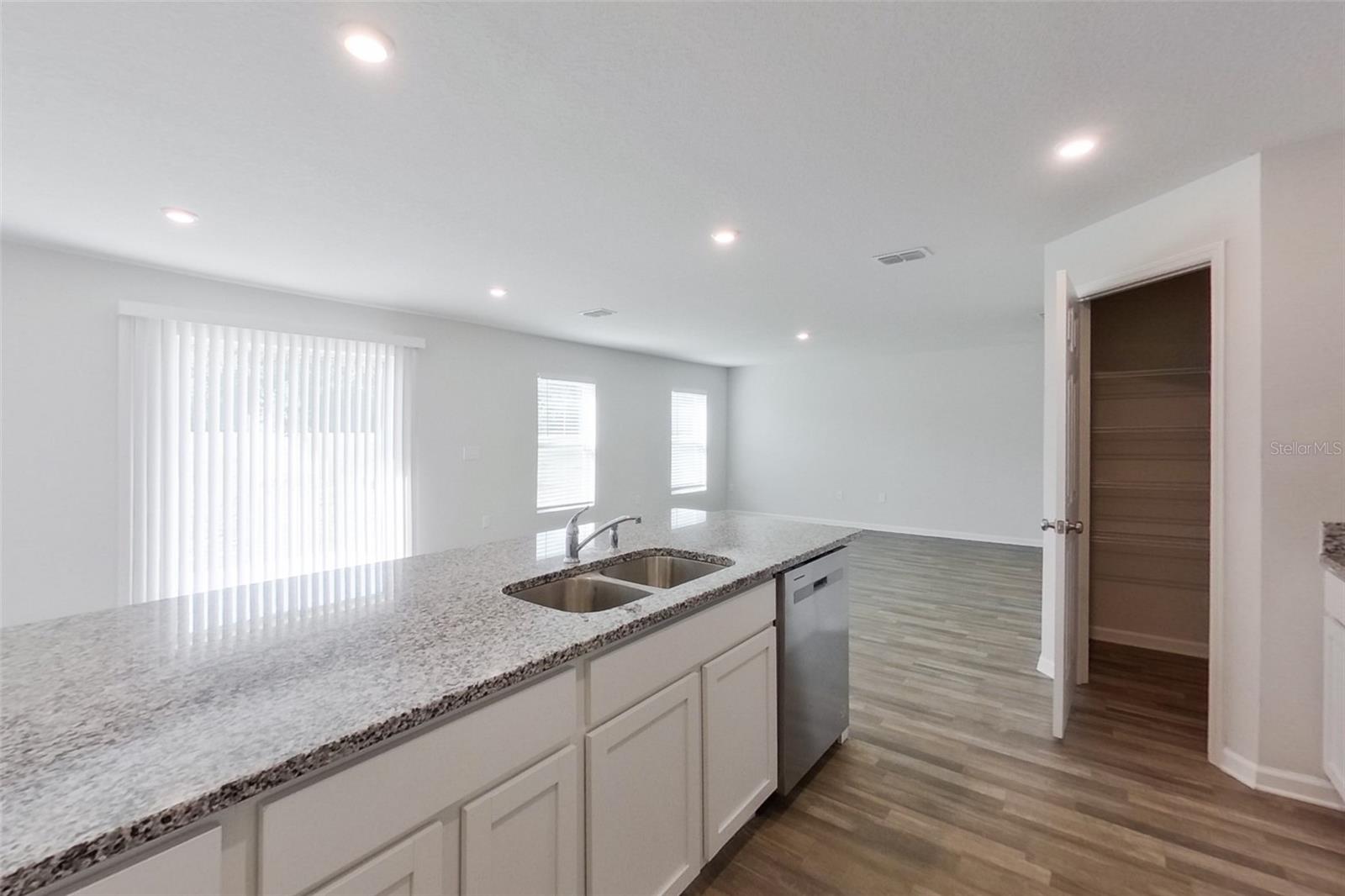 Image 6 of 18 For 1730 Nebraska Loop