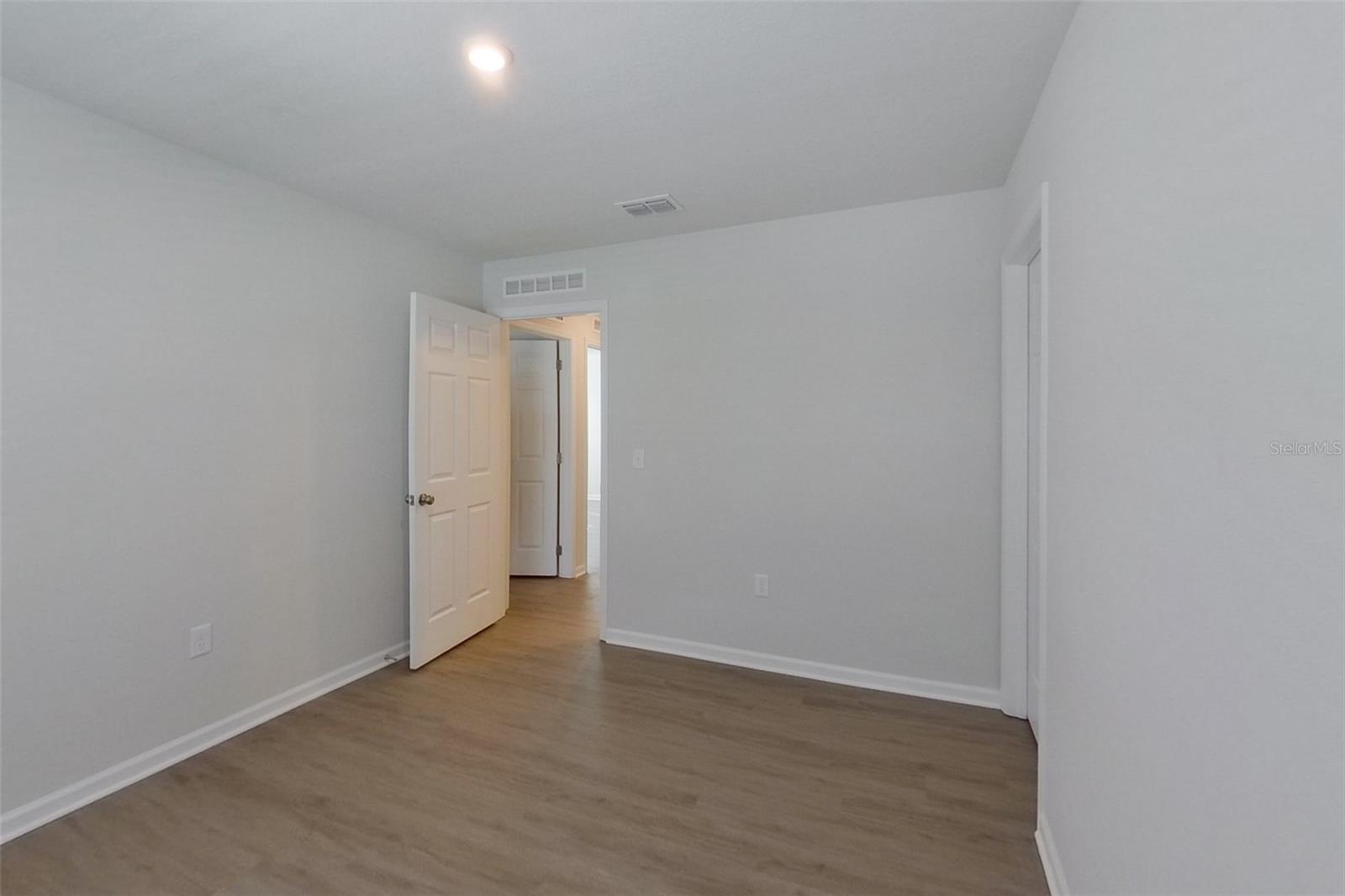 Image 9 of 18 For 1730 Nebraska Loop