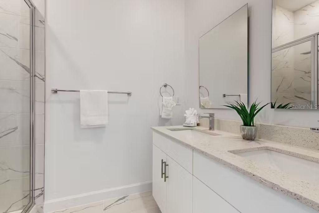 Image 18 of 38 For 372 Famagusta Drive