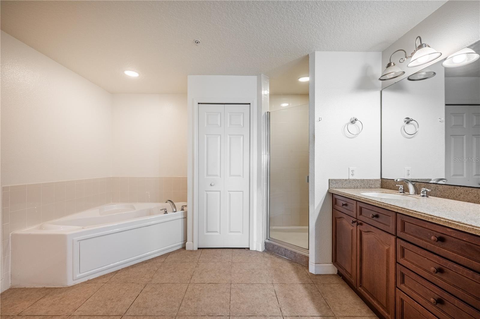 Image 21 of 23 For 6336 Buford Street 203