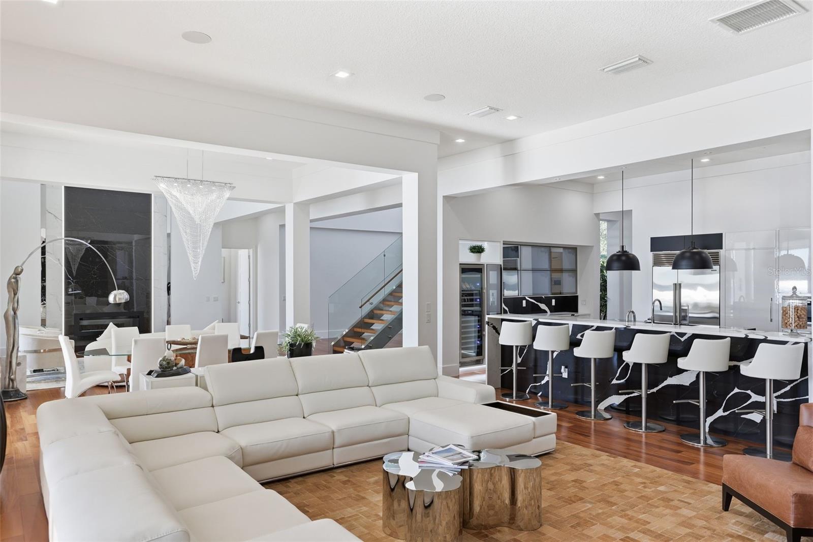 Image 12 of 64 For 11618 Vinci Drive