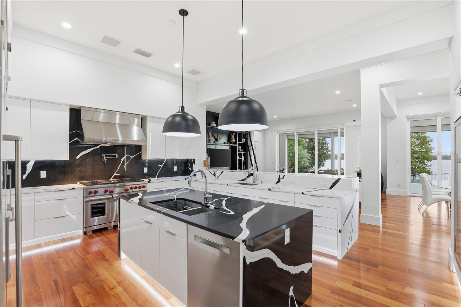 Image 14 of 64 For 11618 Vinci Drive