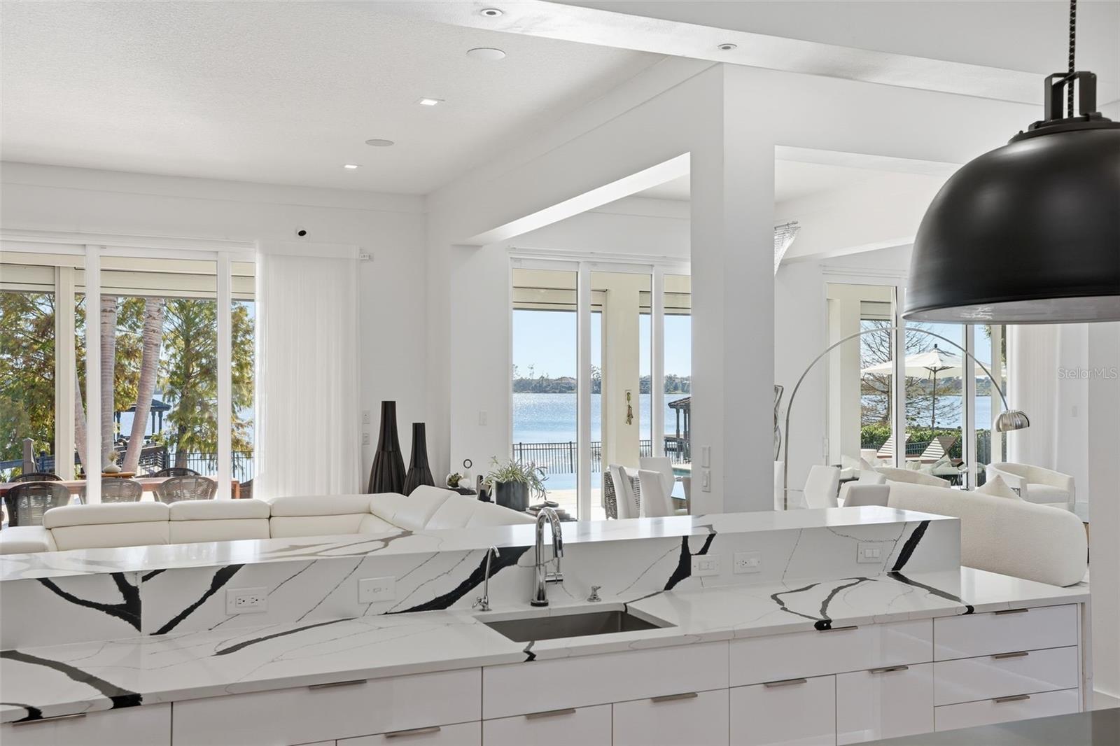 Image 17 of 64 For 11618 Vinci Drive