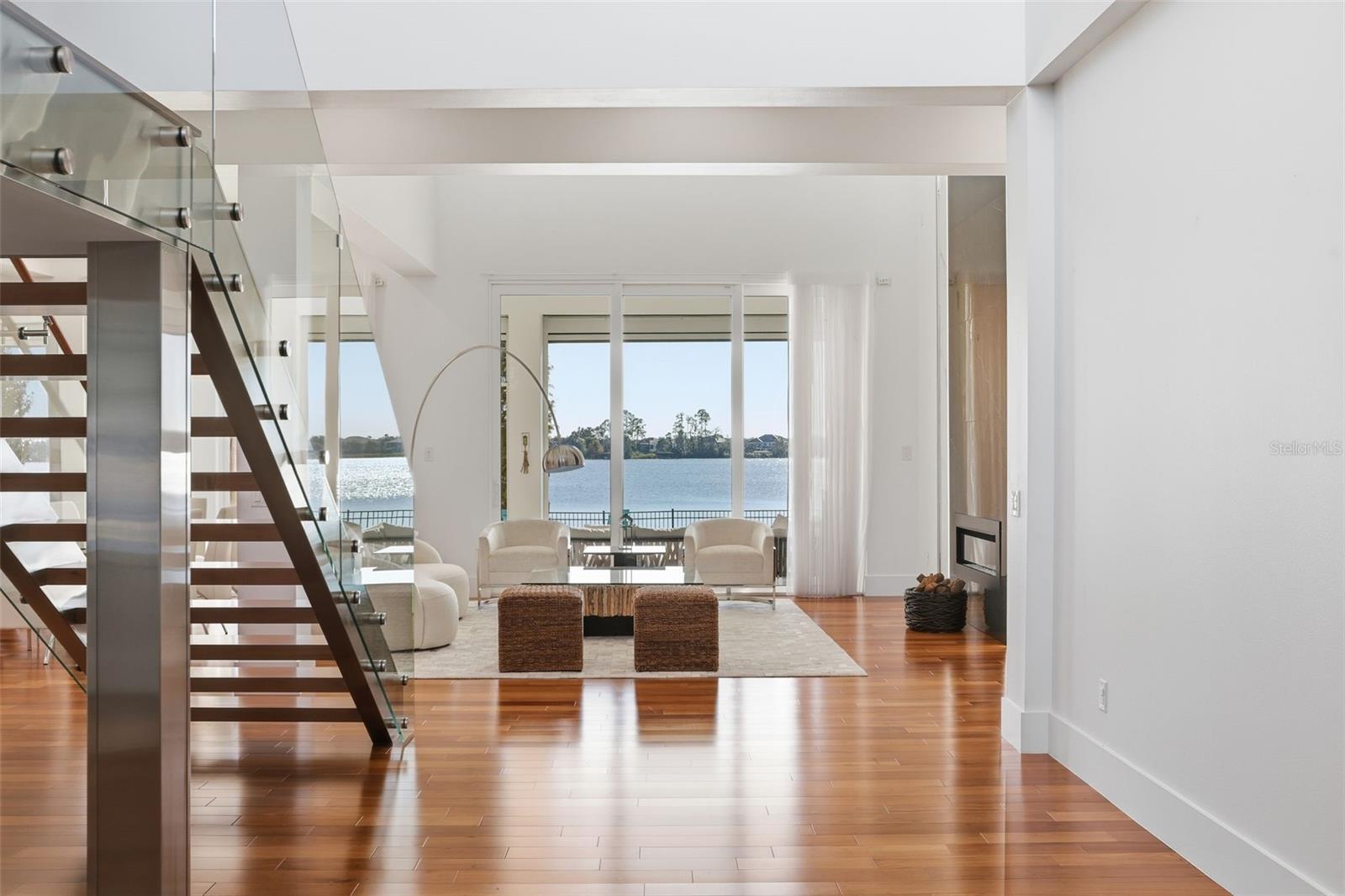 Image 4 of 64 For 11618 Vinci Drive