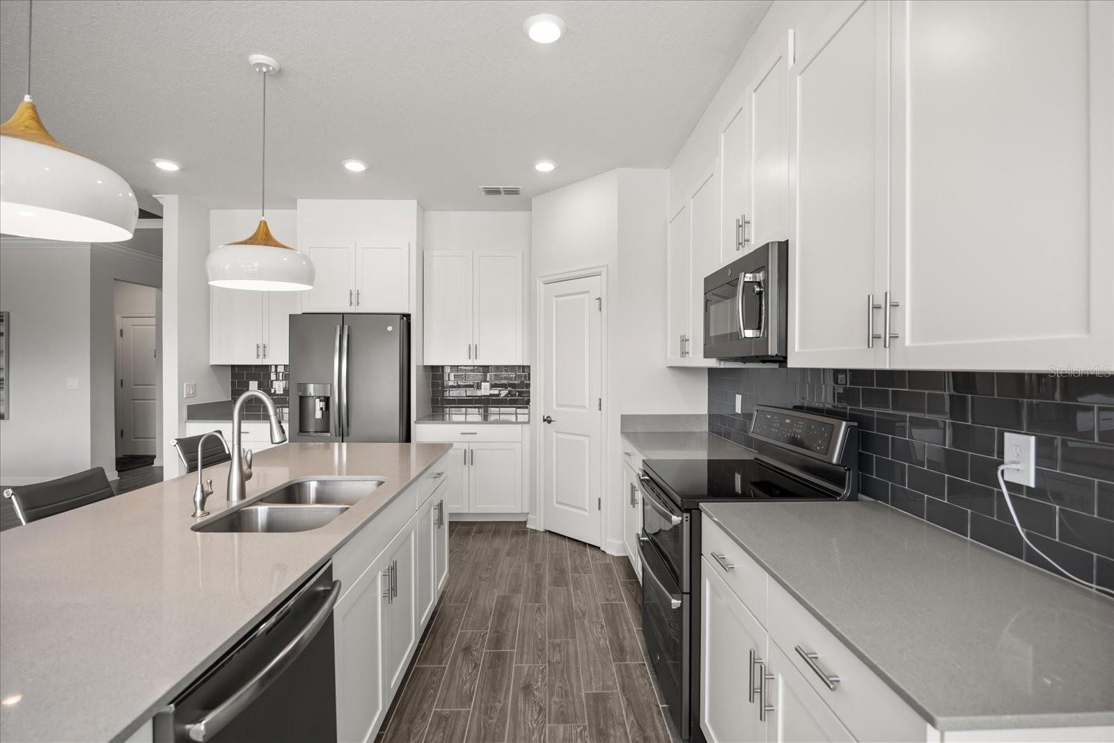 Image 10 of 56 For 4594 Tribute Trail