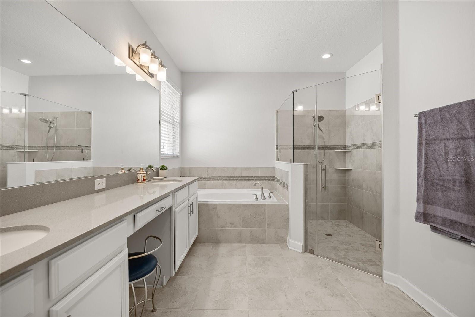 Image 25 of 56 For 4594 Tribute Trail