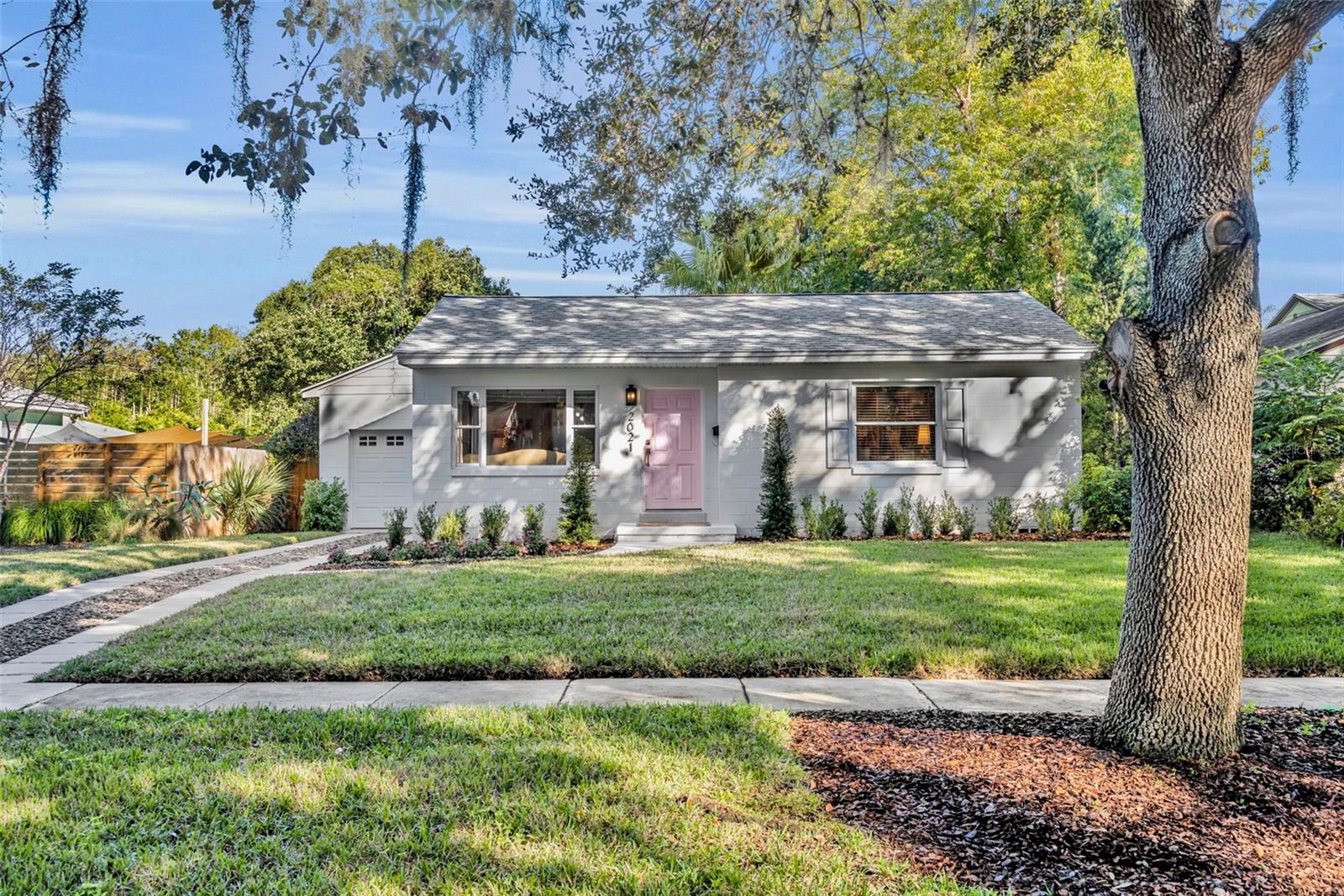 Image 3 of 63 For 2021 Palmer Street