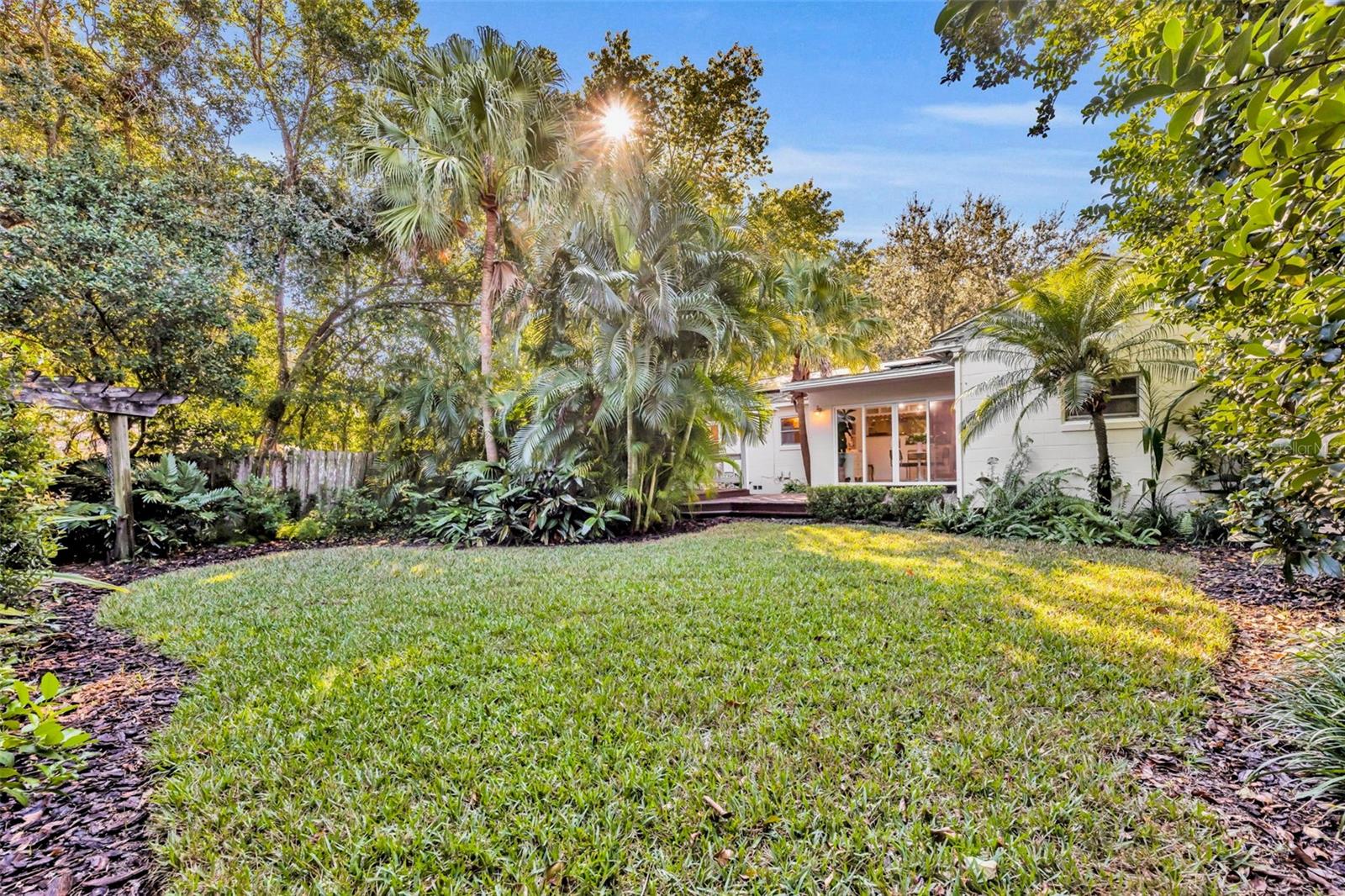 Image 38 of 63 For 2021 Palmer Street