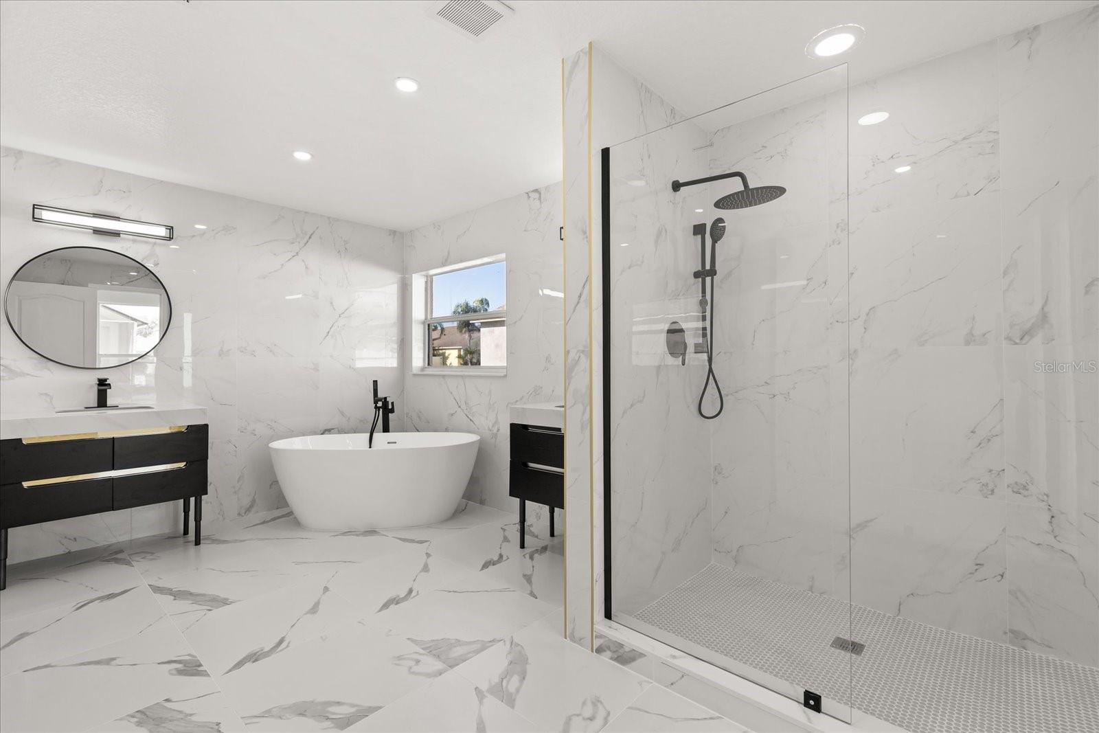 Image 17 of 40 For 360 Conch Key Way