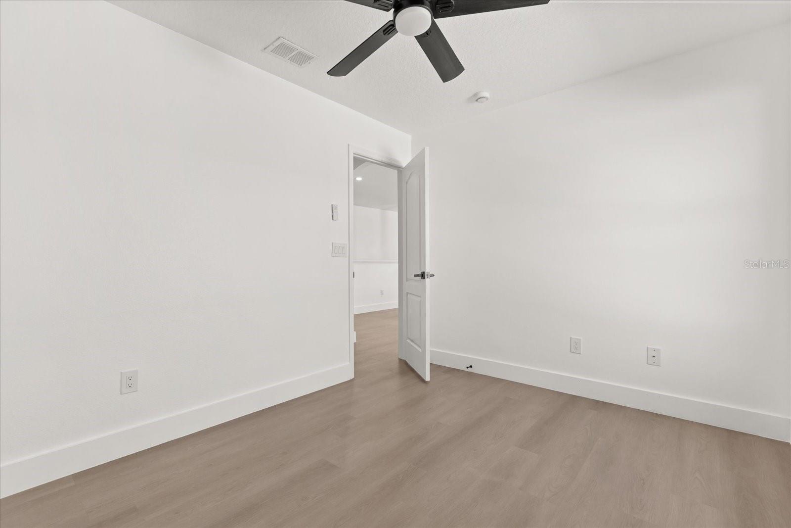 Image 27 of 40 For 360 Conch Key Way