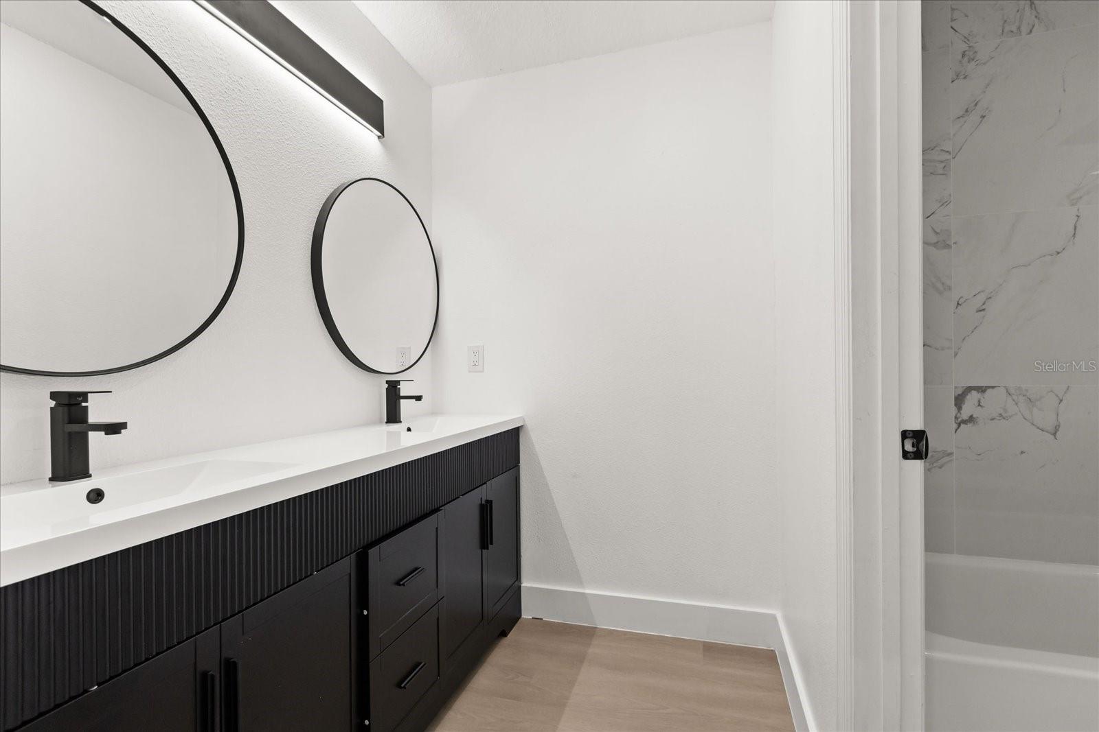 Image 29 of 40 For 360 Conch Key Way