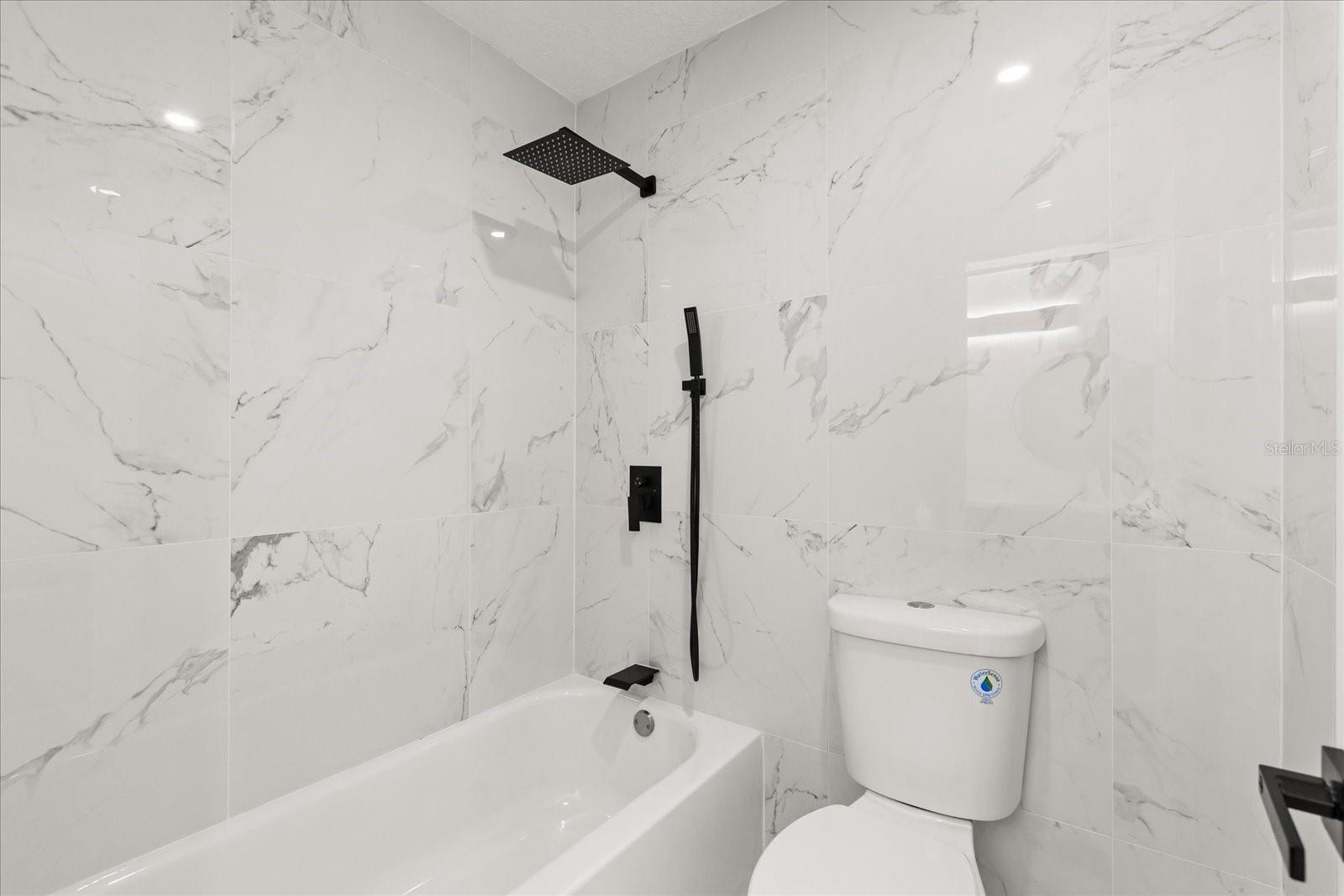 Image 30 of 40 For 360 Conch Key Way