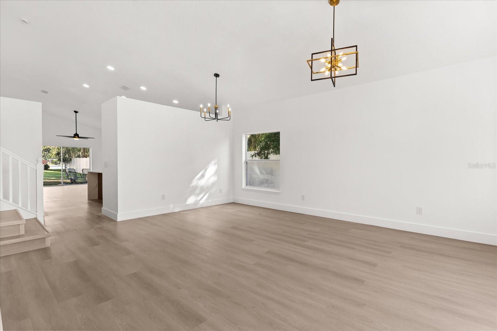 Image 4 of 40 For 360 Conch Key Way