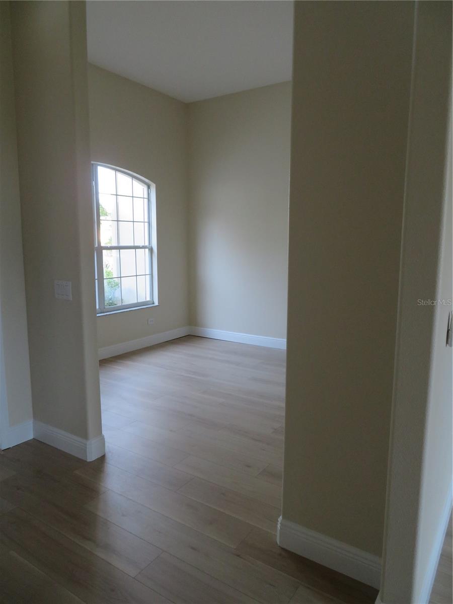 Image 14 of 51 For 2735 Kingston Ridge Drive