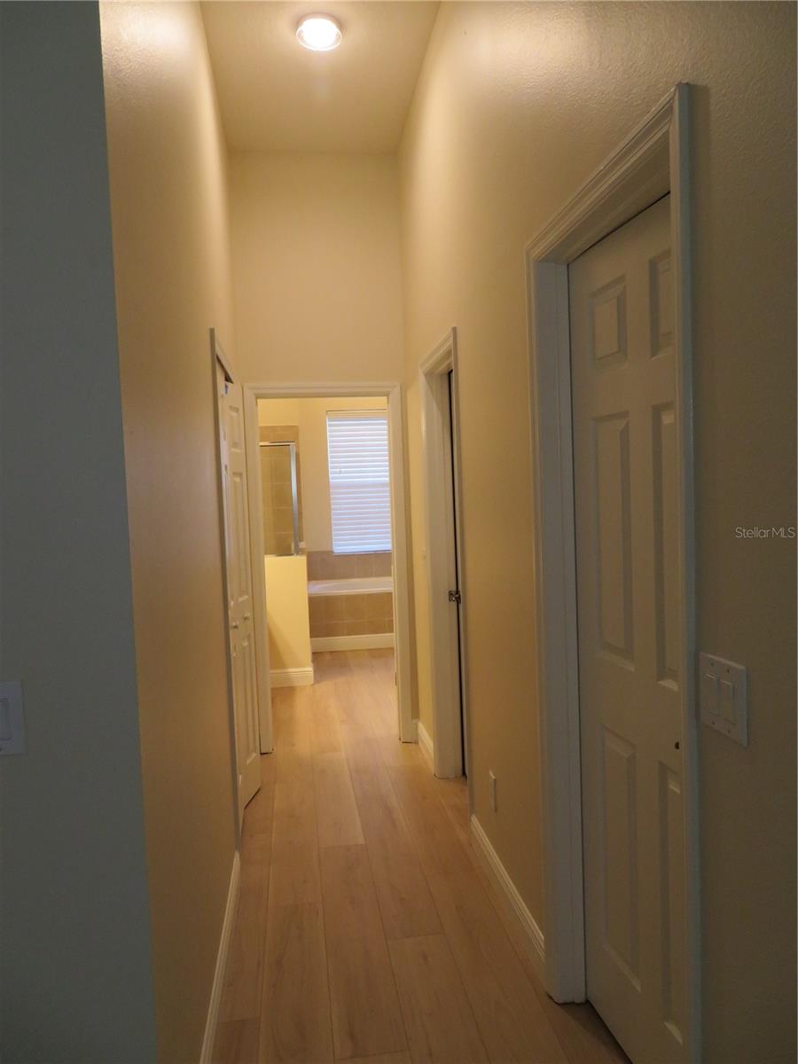 Image 18 of 51 For 2735 Kingston Ridge Drive