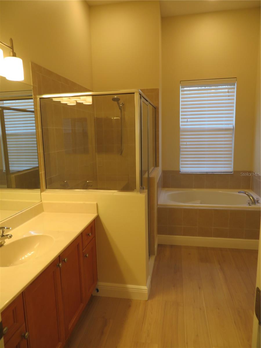 Image 19 of 51 For 2735 Kingston Ridge Drive