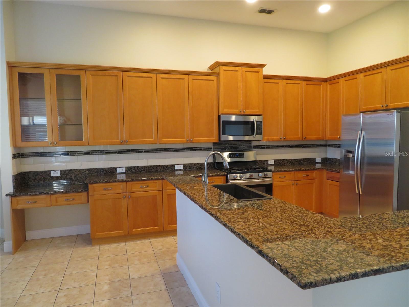 Image 8 of 51 For 2735 Kingston Ridge Drive