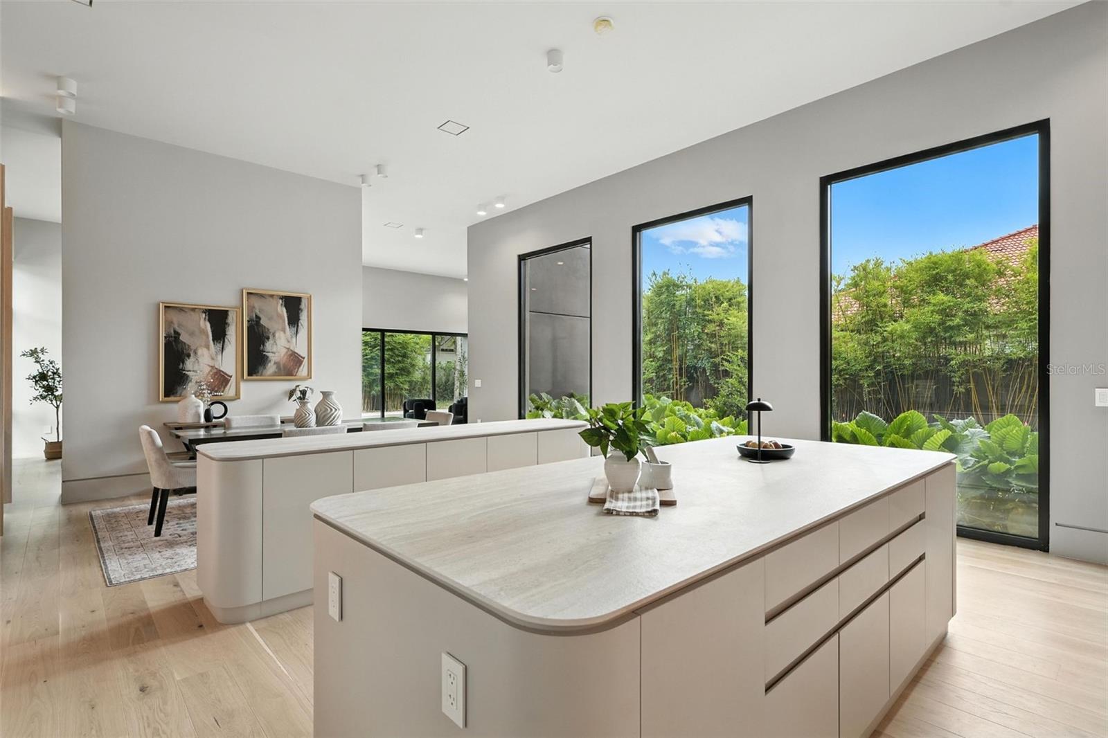 Image 20 of 58 For 1742 Temple Drive