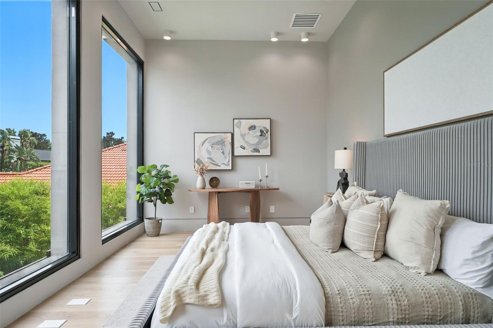 Image 38 of 58 For 1742 Temple Drive