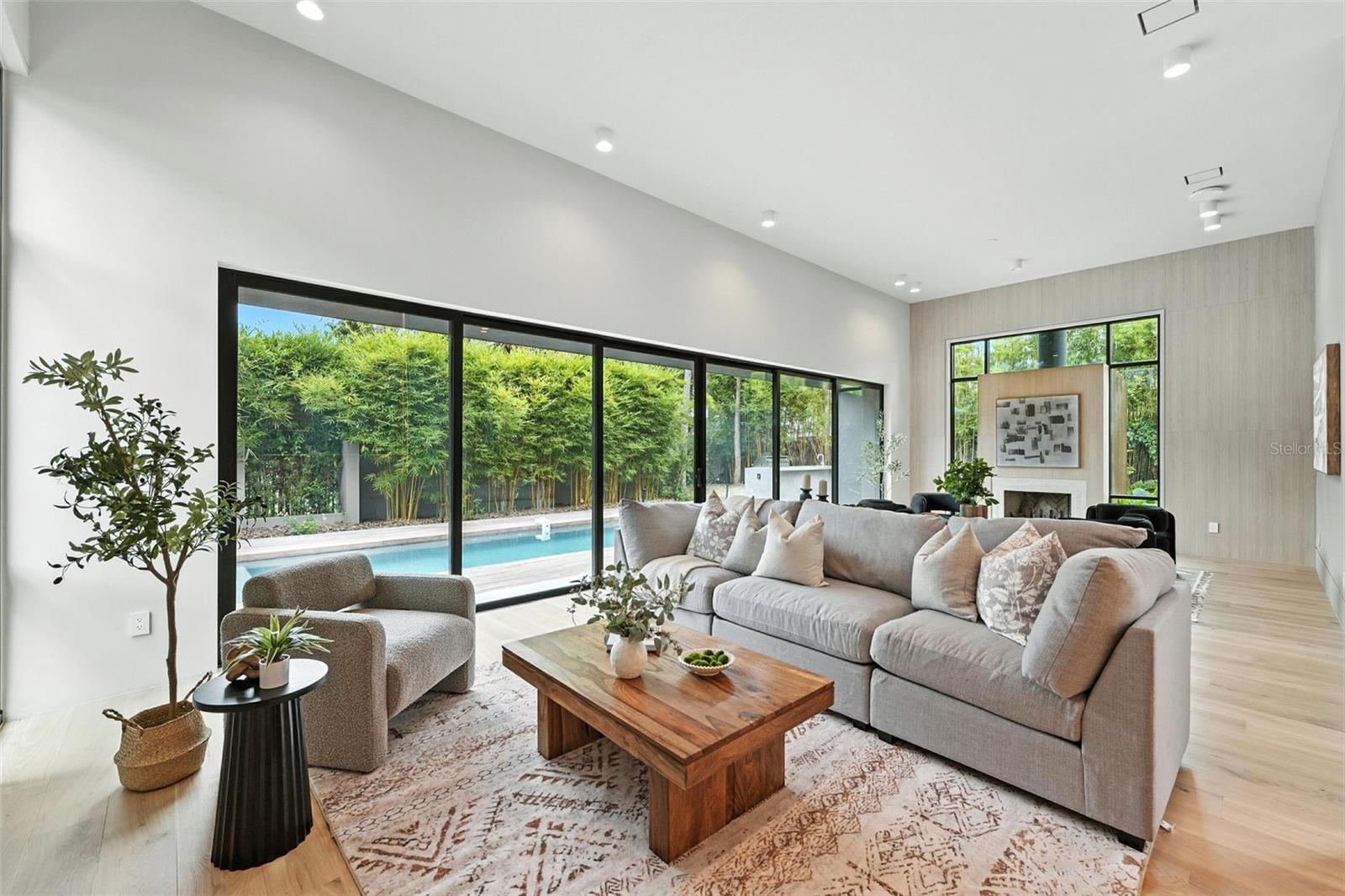 Image 43 of 58 For 1742 Temple Drive