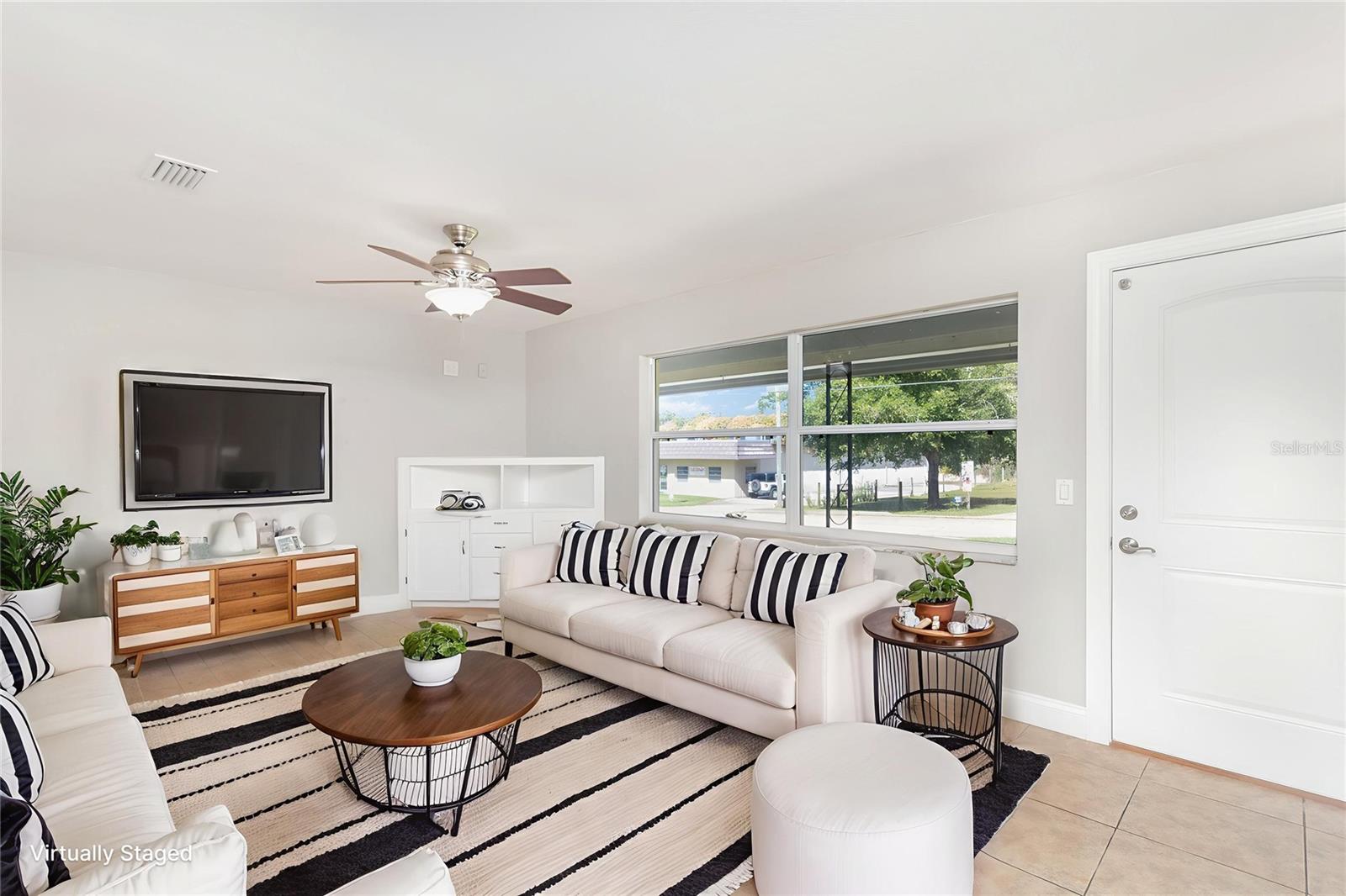 Image 5 of 28 For 234 Michigan Avenue