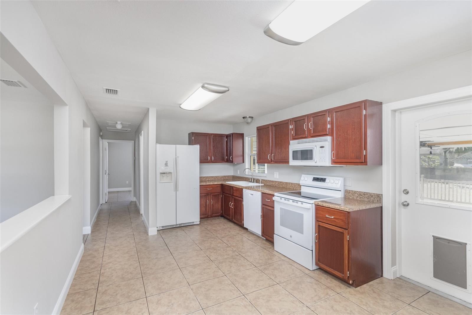 Image 8 of 28 For 234 Michigan Avenue