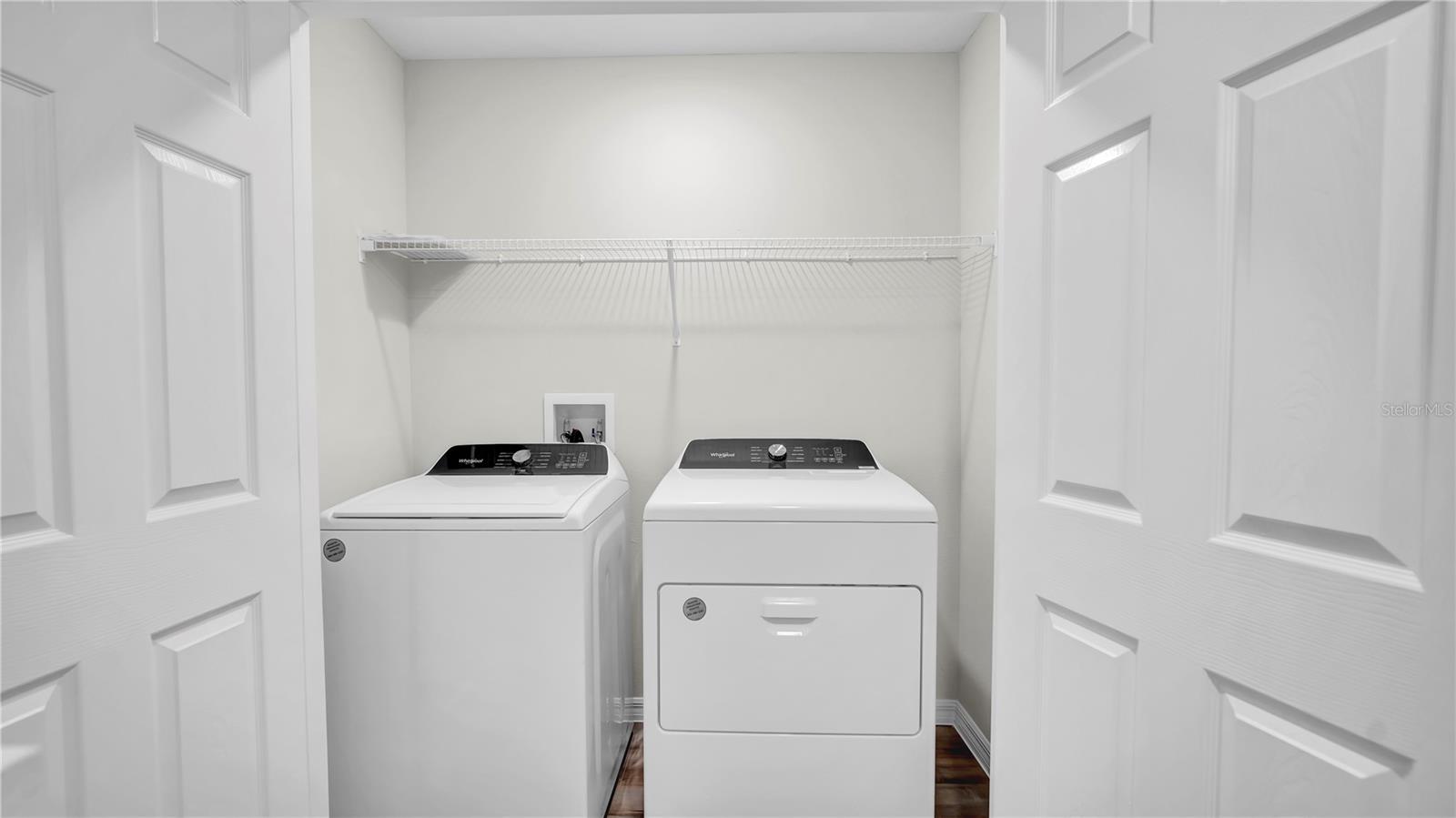 Image 17 of 26 For 4321 Hillock Boulevard