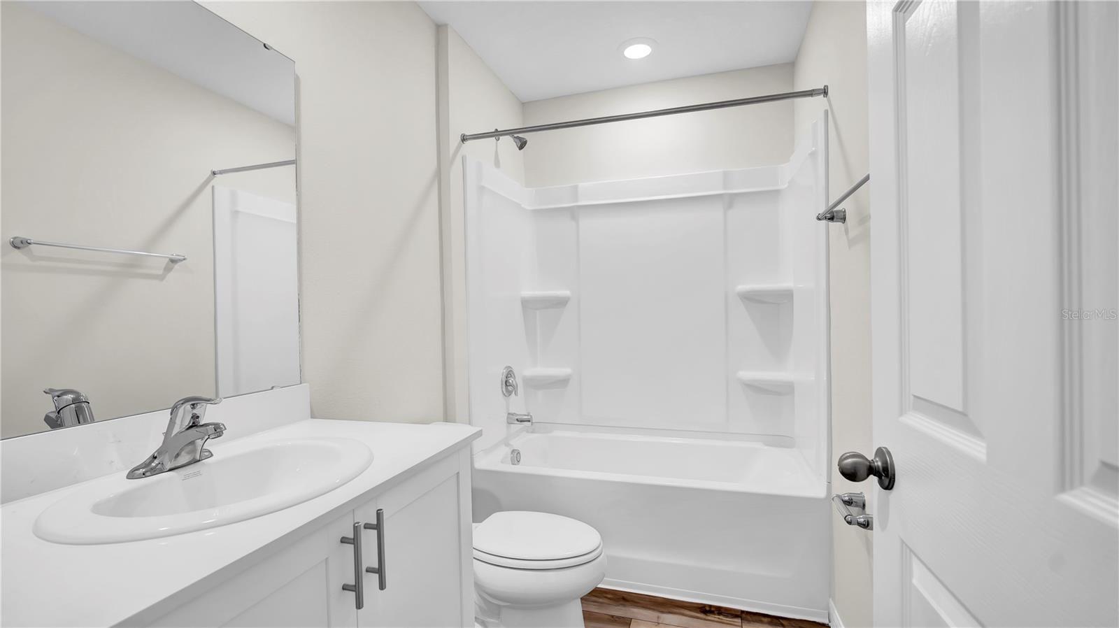 Image 24 of 26 For 4321 Hillock Boulevard