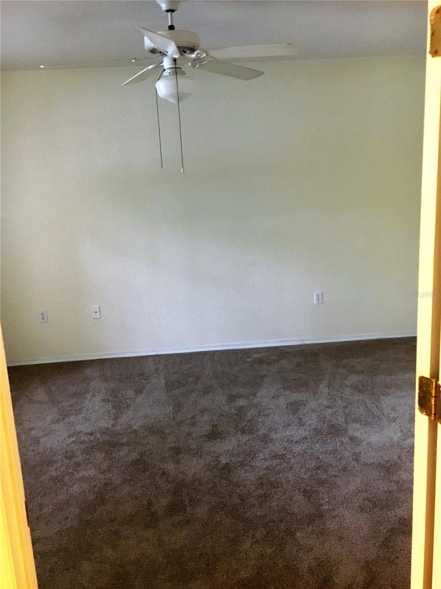 Image 14 of 19 For 13917 Fairway Island Drive 917