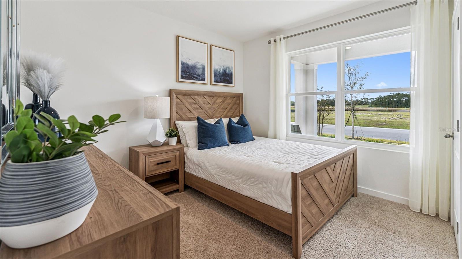 Image 18 of 30 For 3207 Briarwood Grove Drive