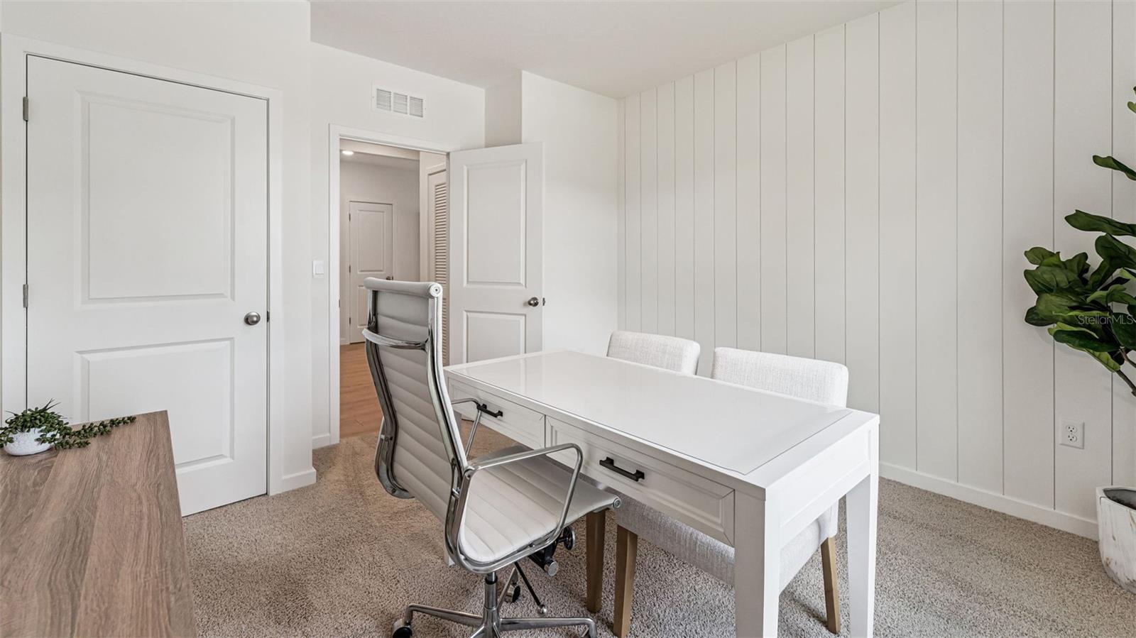 Image 22 of 30 For 3207 Briarwood Grove Drive