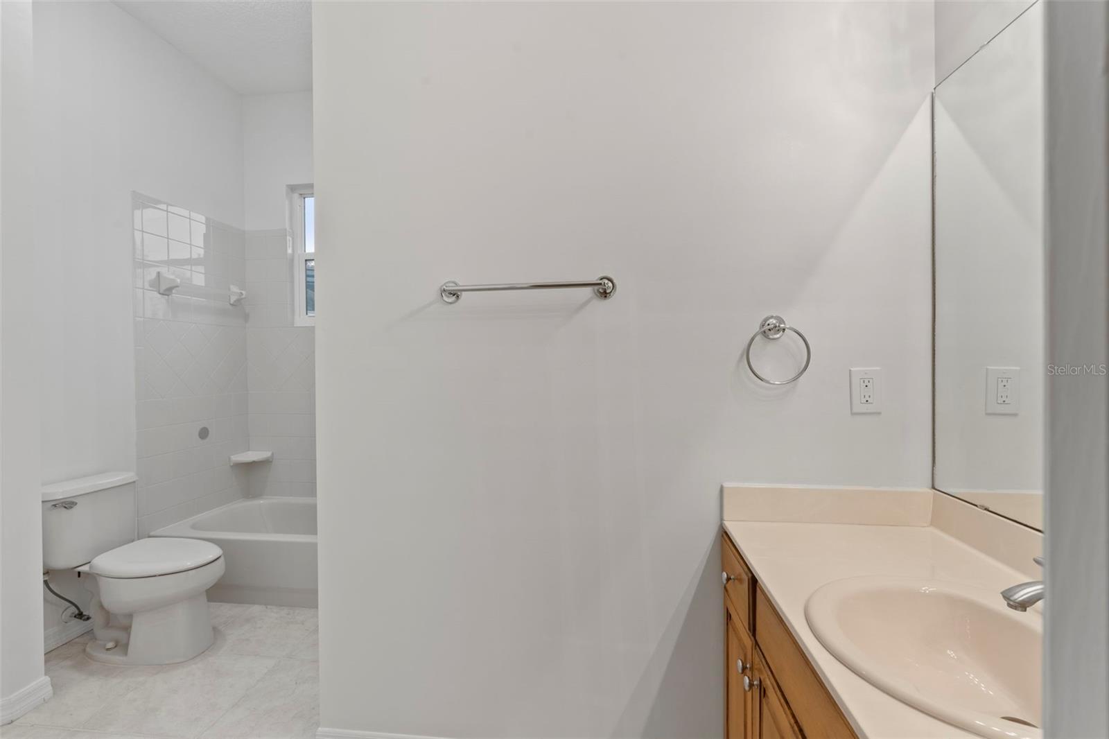 Image 30 of 70 For 354 Prima Vera Cove