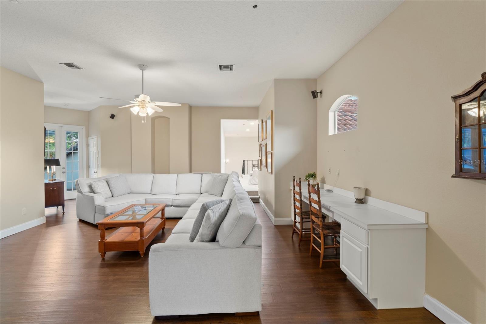 Image 33 of 70 For 354 Prima Vera Cove