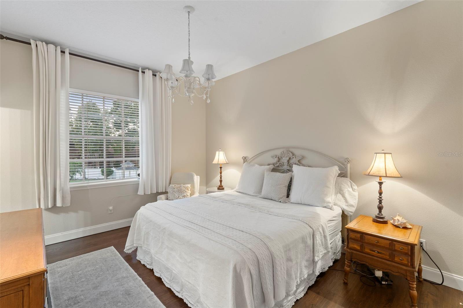 Image 34 of 70 For 354 Prima Vera Cove