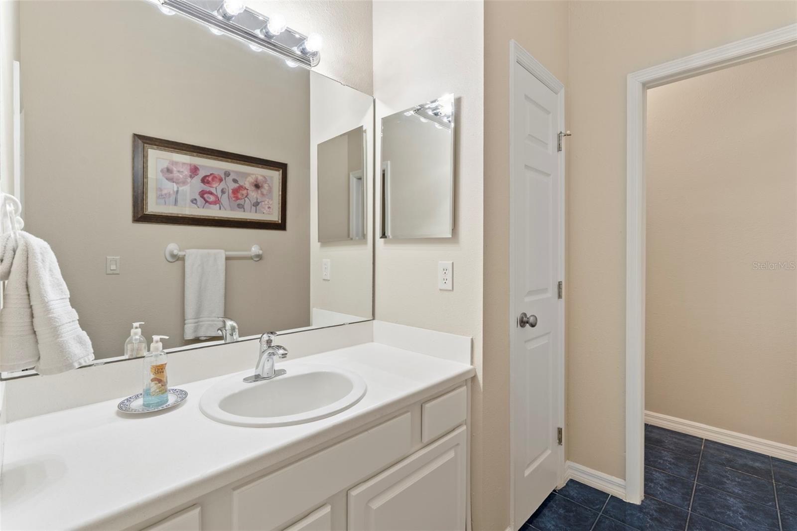 Image 35 of 70 For 354 Prima Vera Cove