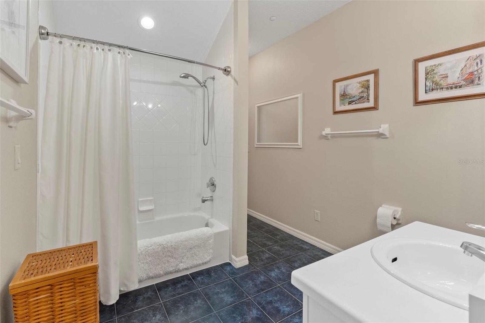 Image 37 of 70 For 354 Prima Vera Cove