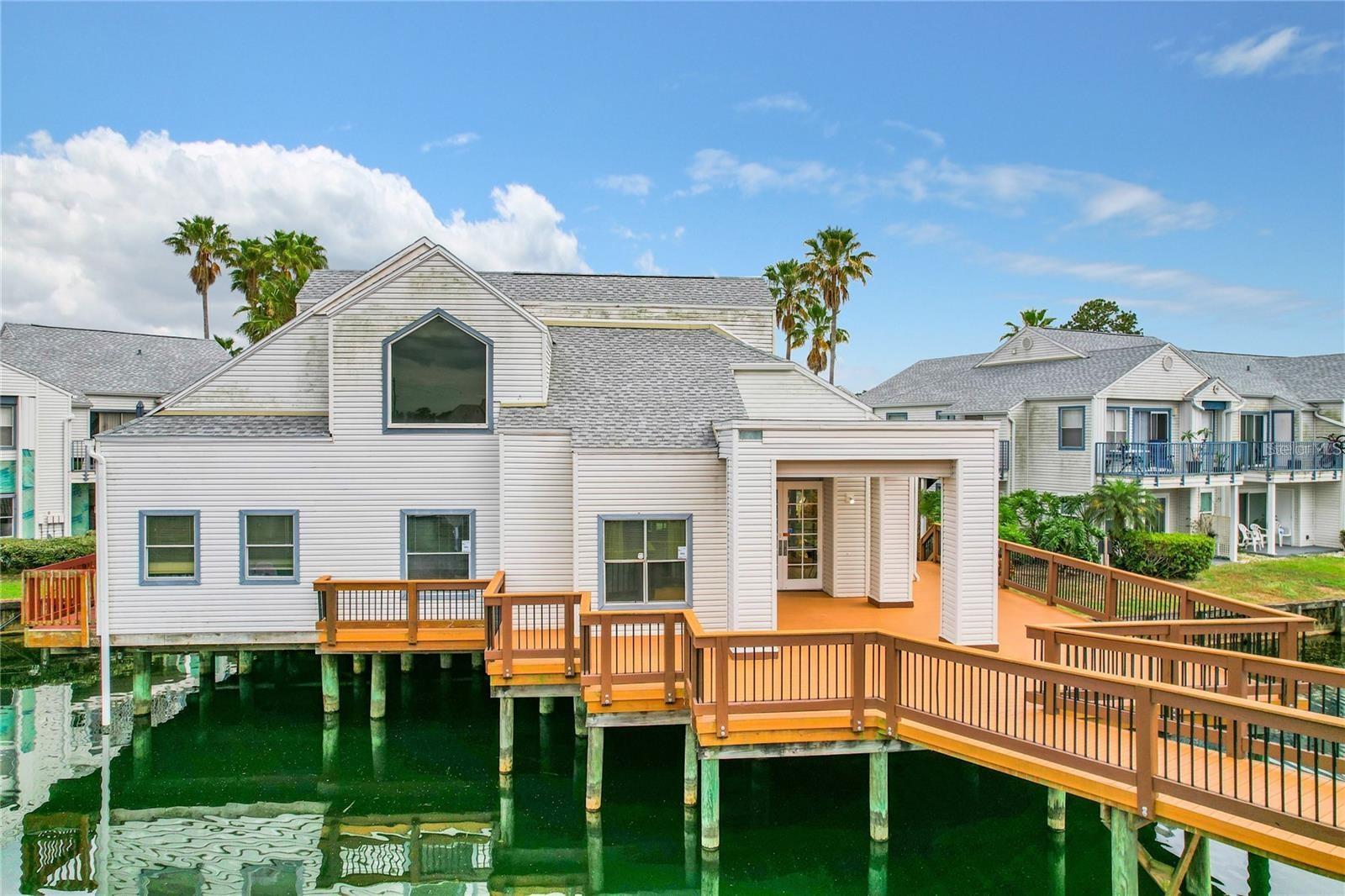 Image 18 of 47 For 2524 Woodgate Boulevard 101