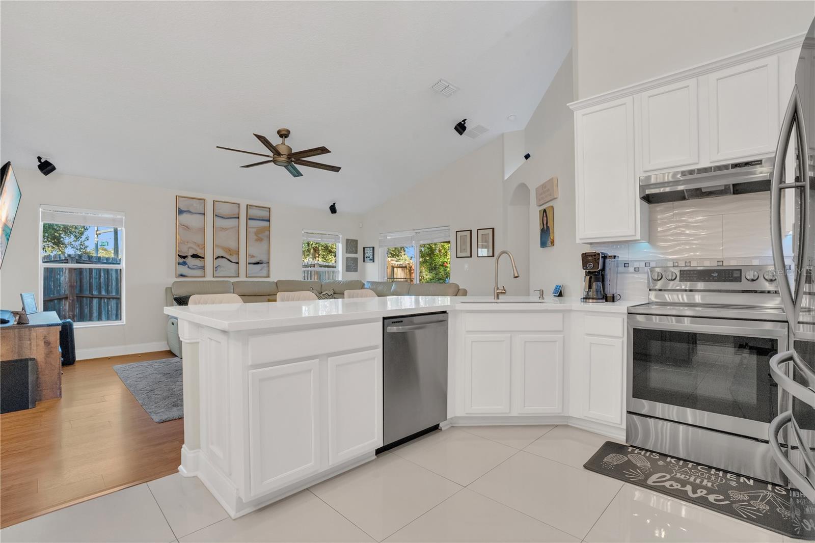 Image 11 of 36 For 9715 Doriath Circle