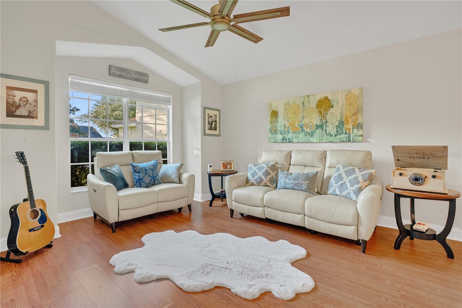 Image 20 of 36 For 9715 Doriath Circle