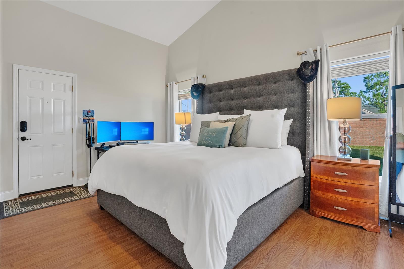 Image 22 of 36 For 9715 Doriath Circle