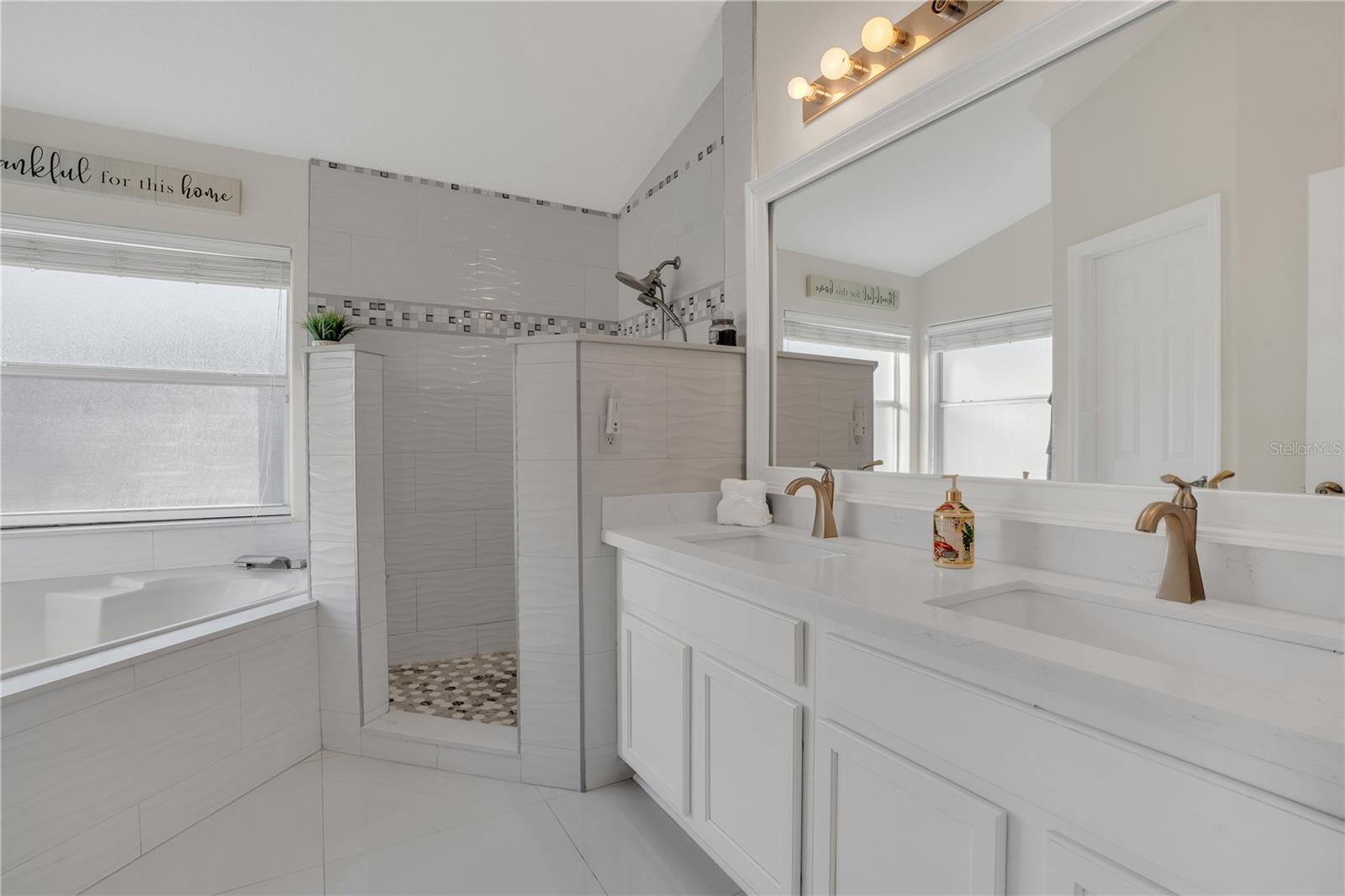 Image 24 of 36 For 9715 Doriath Circle