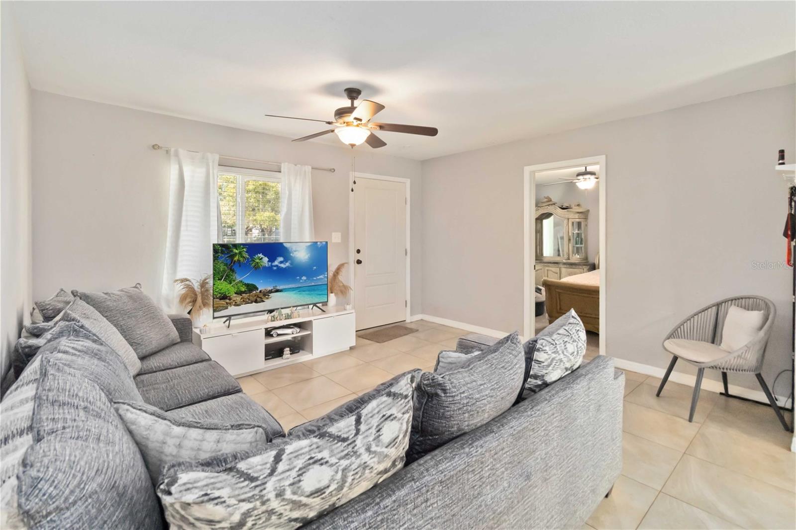 Image 5 of 22 For 1187 Poppy Avenue