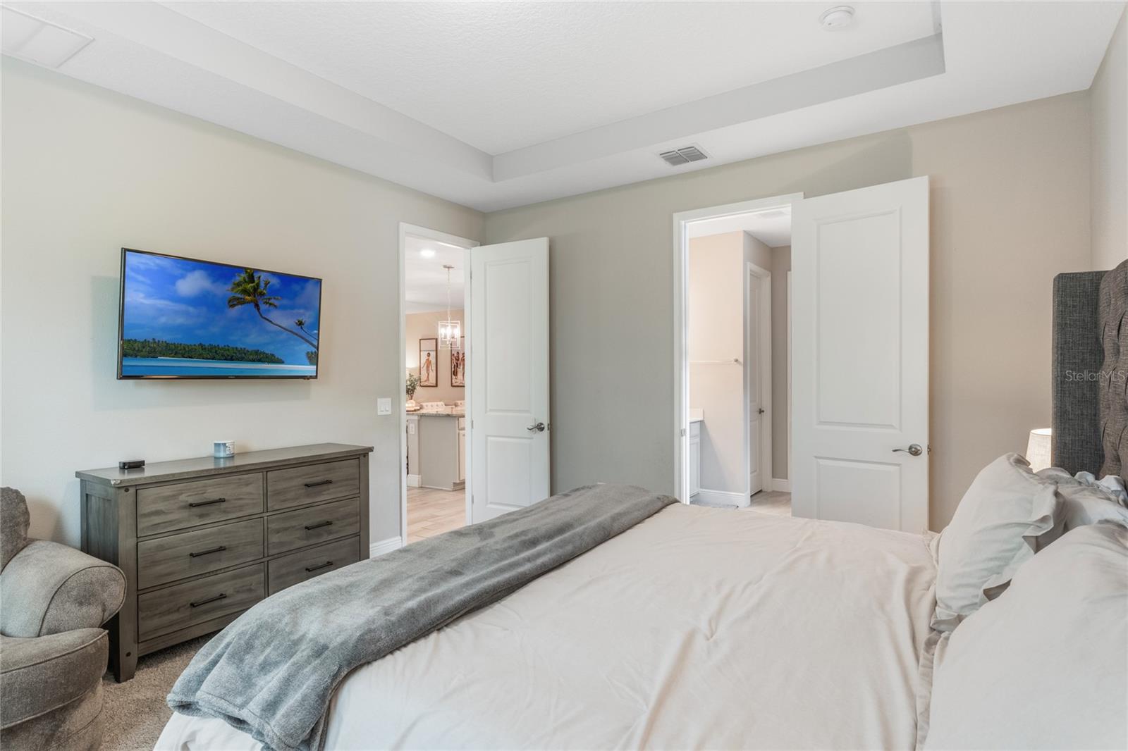 Image 18 of 43 For 2074 Laurelwood Way