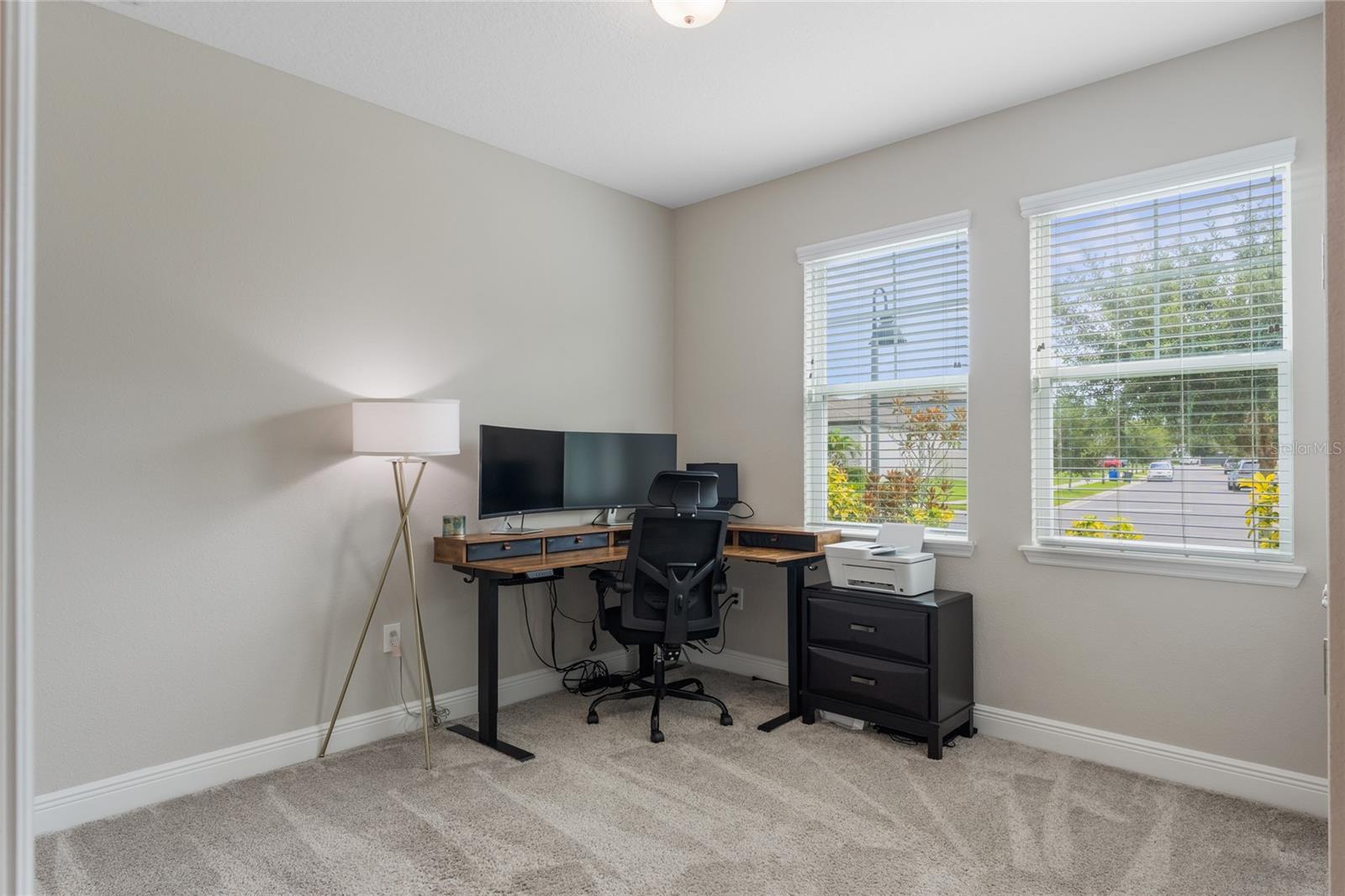 Image 25 of 43 For 2074 Laurelwood Way