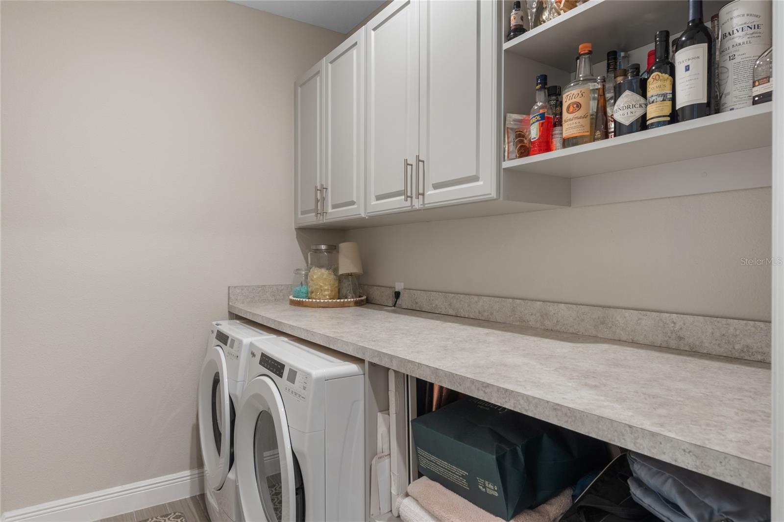 Image 27 of 43 For 2074 Laurelwood Way