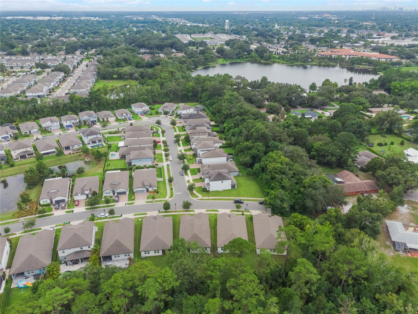 Image 31 of 43 For 2074 Laurelwood Way